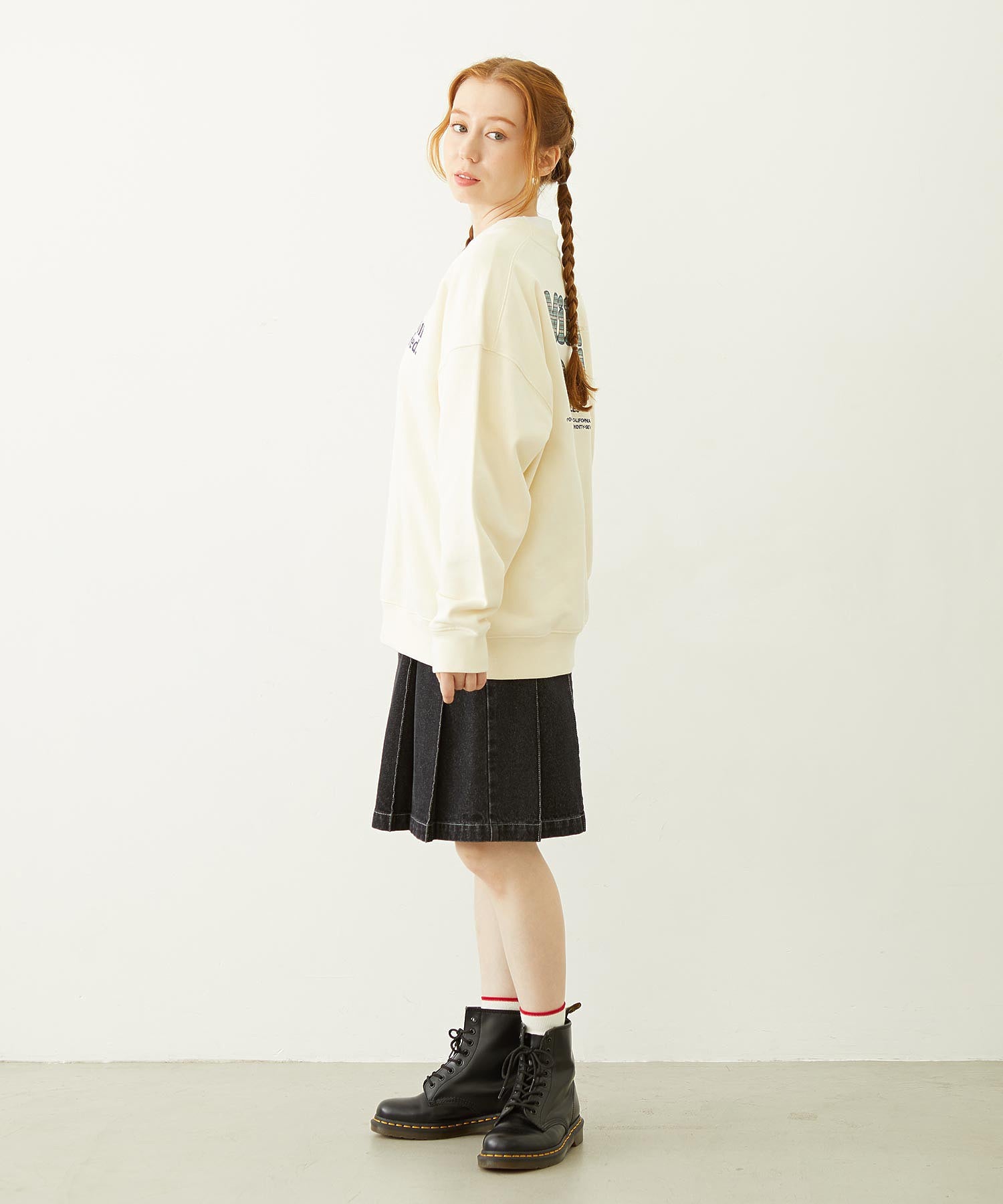 MILKFED. PLAID LOGO WIDE CREW SWEAT