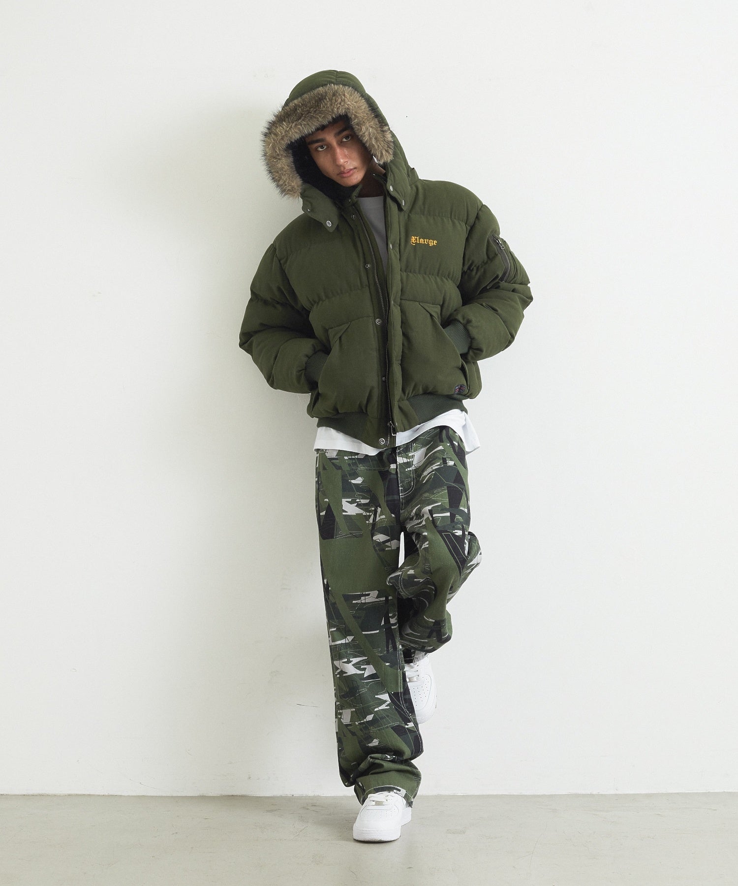 ALLOVER PRINT PANTS