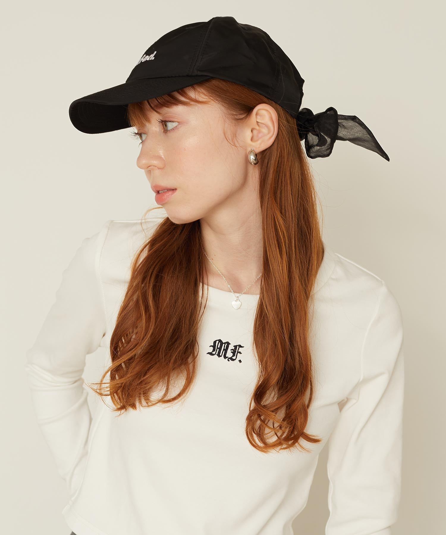 BACK RIBBON CAP