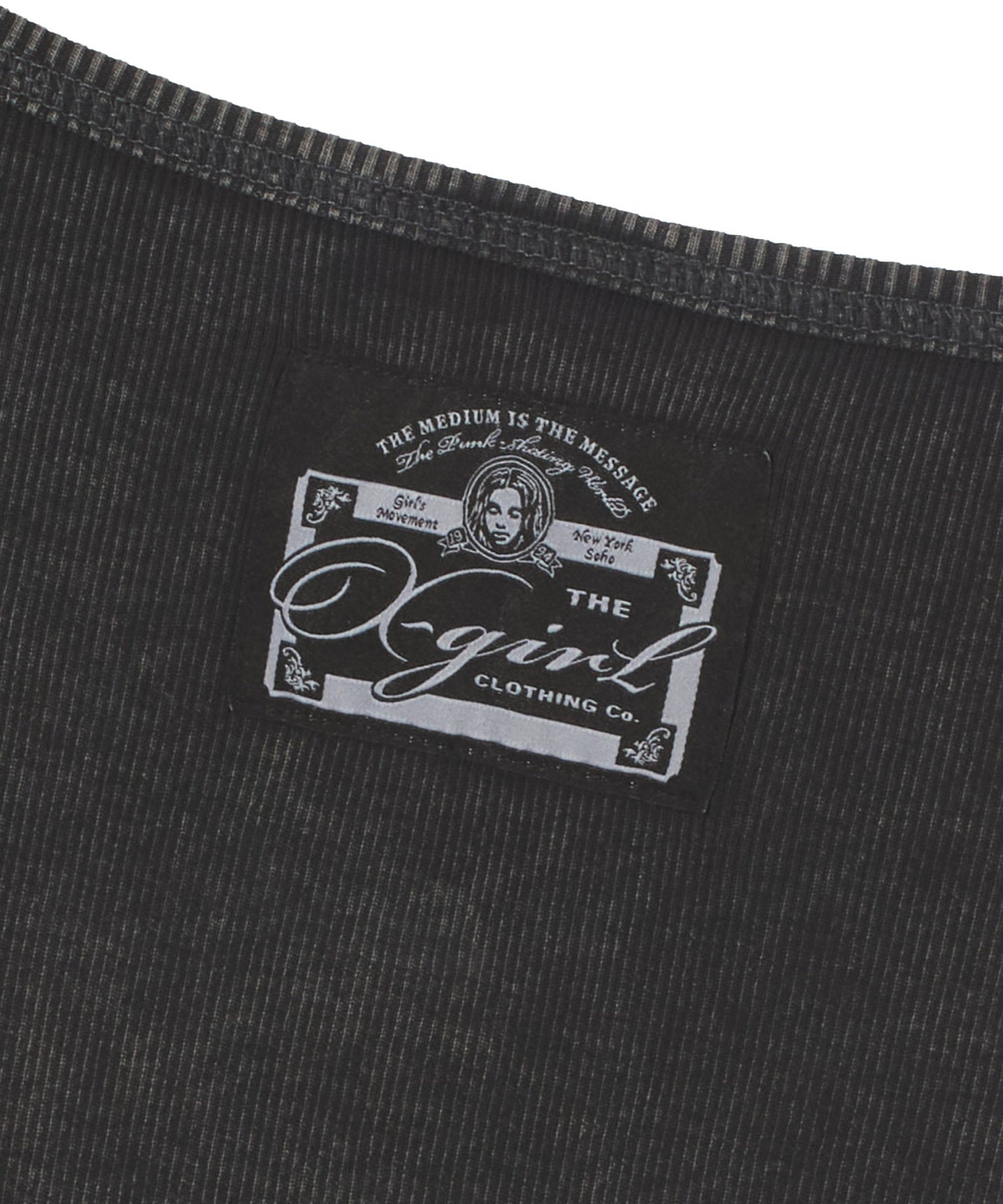 FADED HENLEY NECK S/S COMPACT TOP