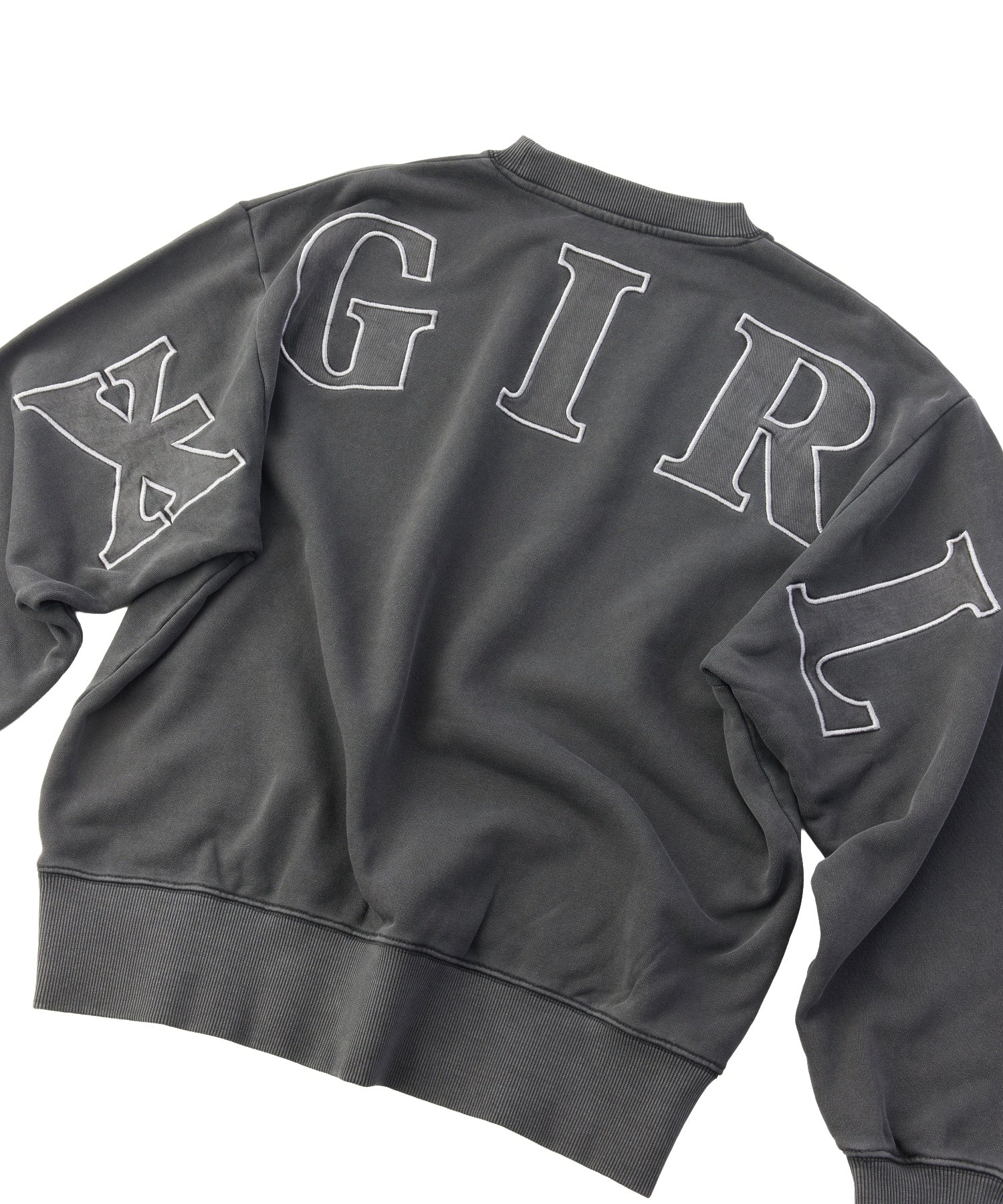 FADED BIG PATCH CREWNECK SWEATSHIRT