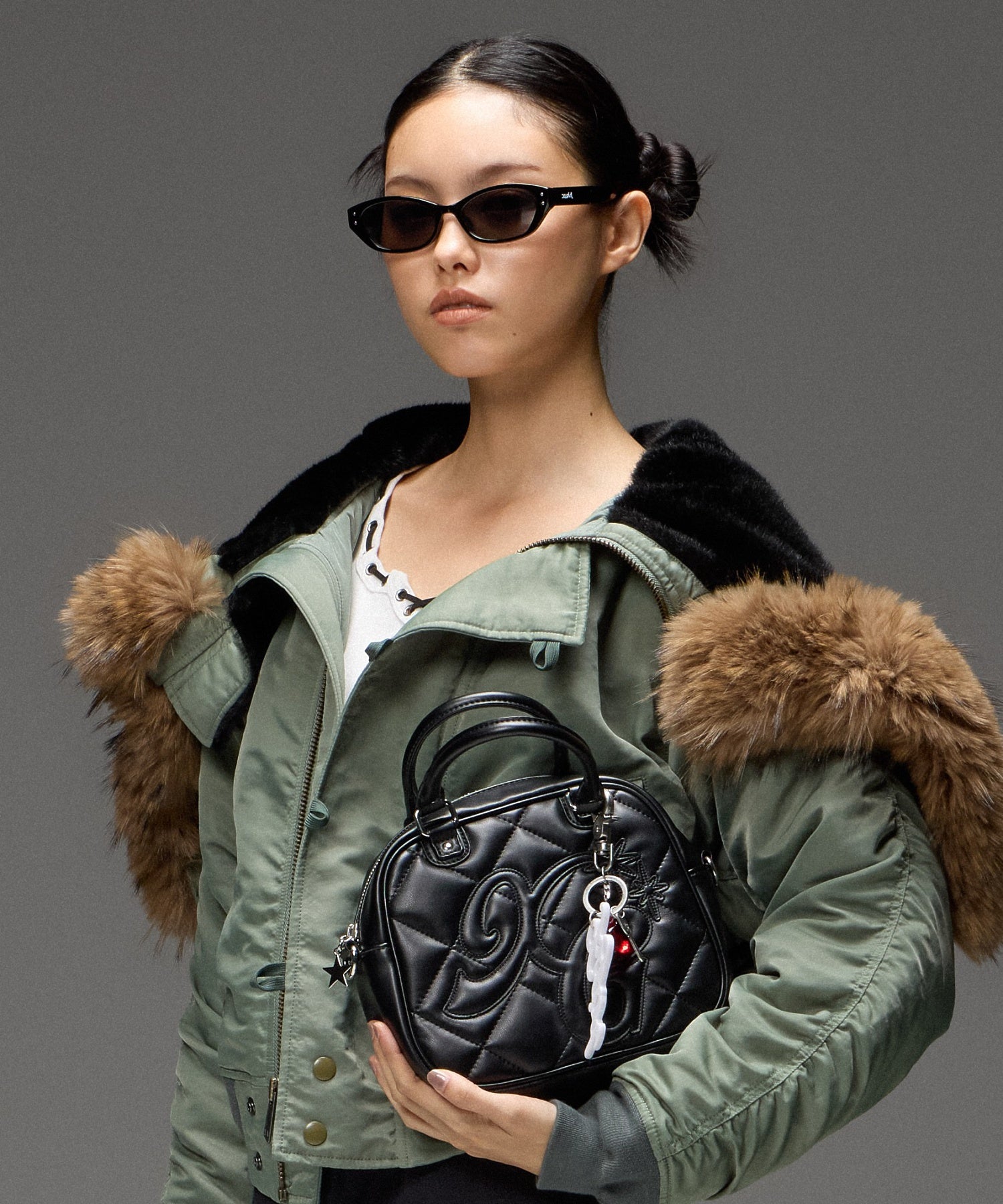 XG LOGO QUILTED BOSTON BAG