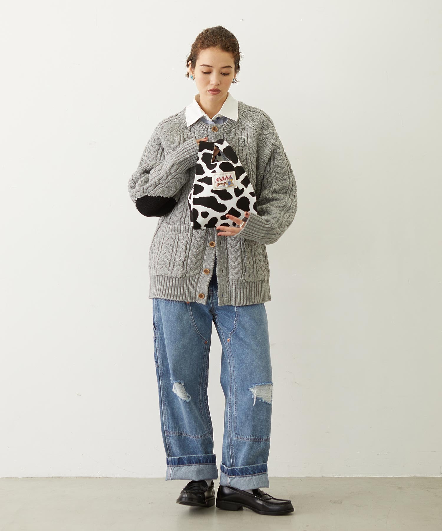 DOUBLE KNEE DISTRESSED DENIM PANTS