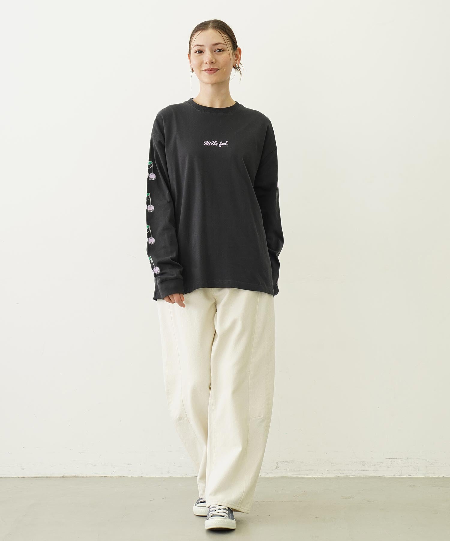 SIDE CHERRIES WIDE L/S TEE