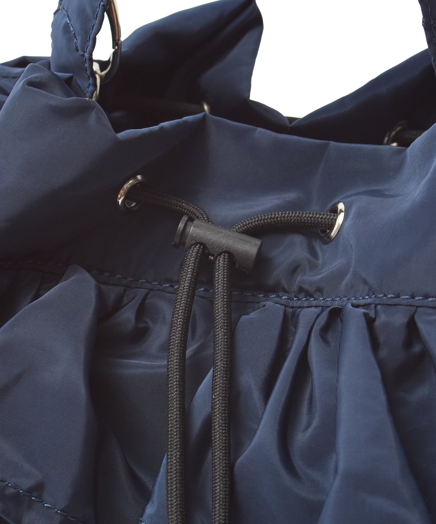 HEART QUILTED DRAWSTRING BAG