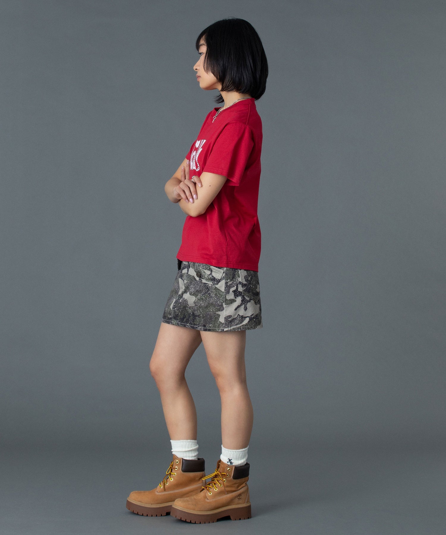 STUDDED LOGO S/S TEE