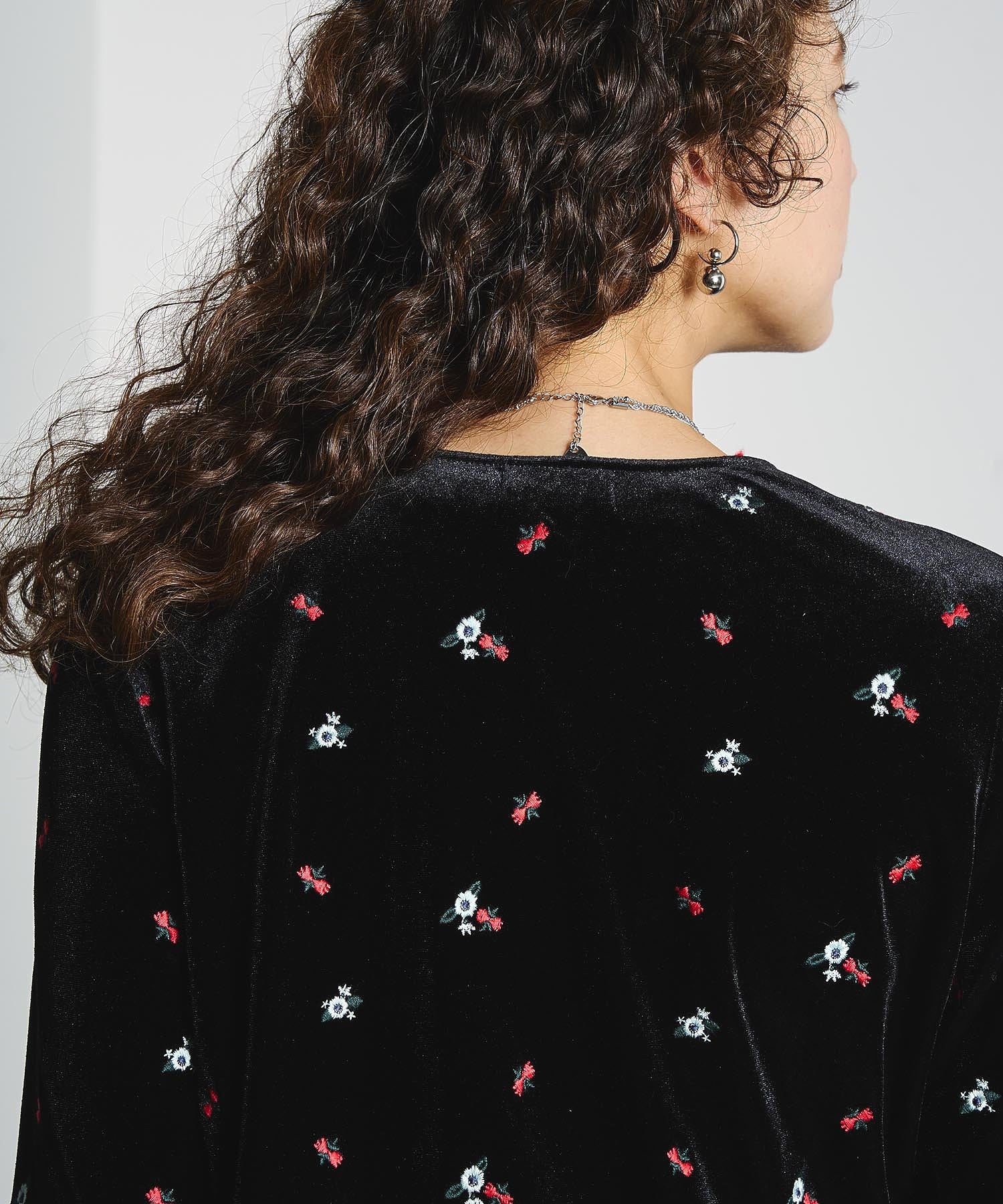 EMBROIDERY VELOUR CARDIGAN