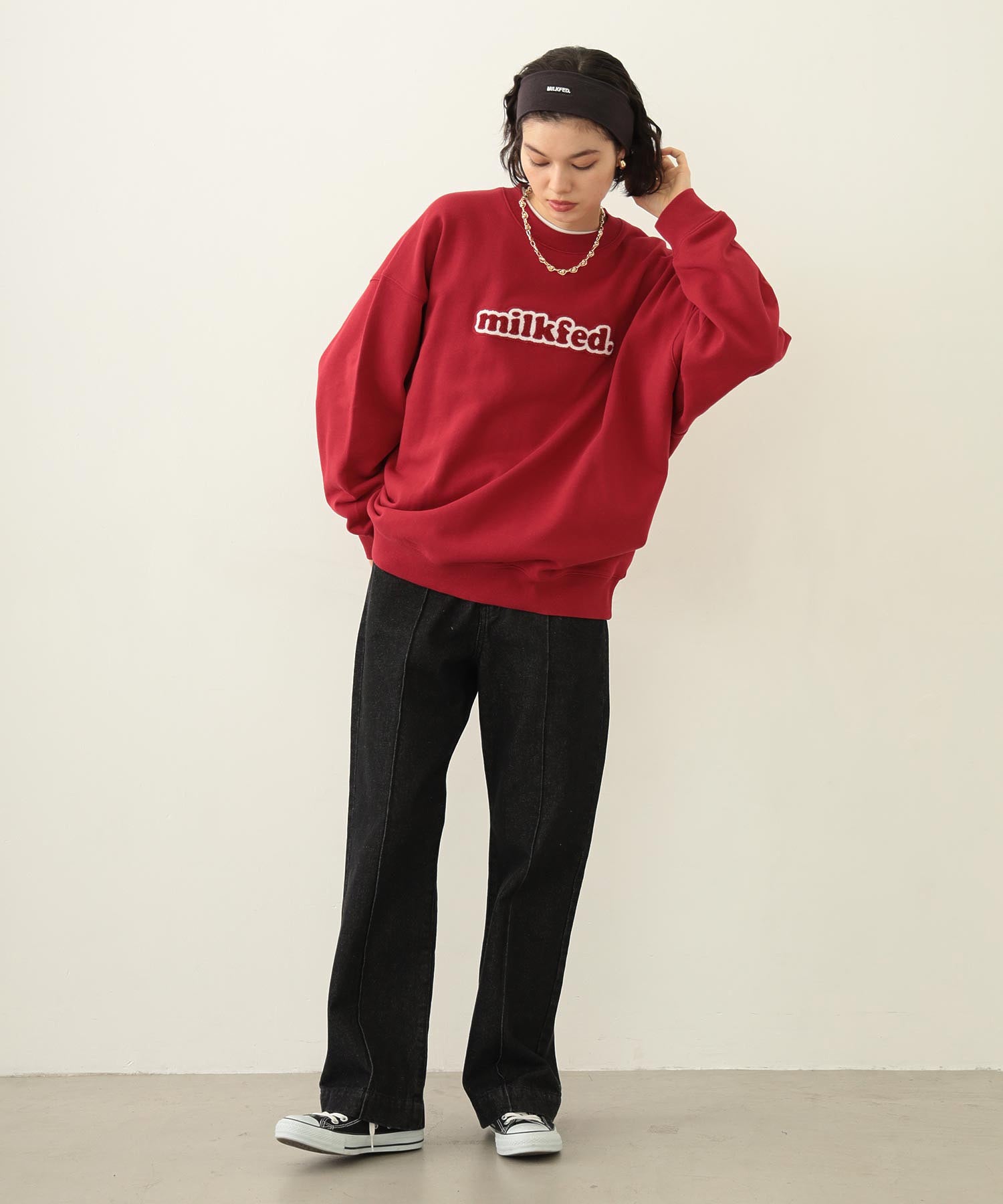 CENTER PLEAT DETAIL DENIM PANTS