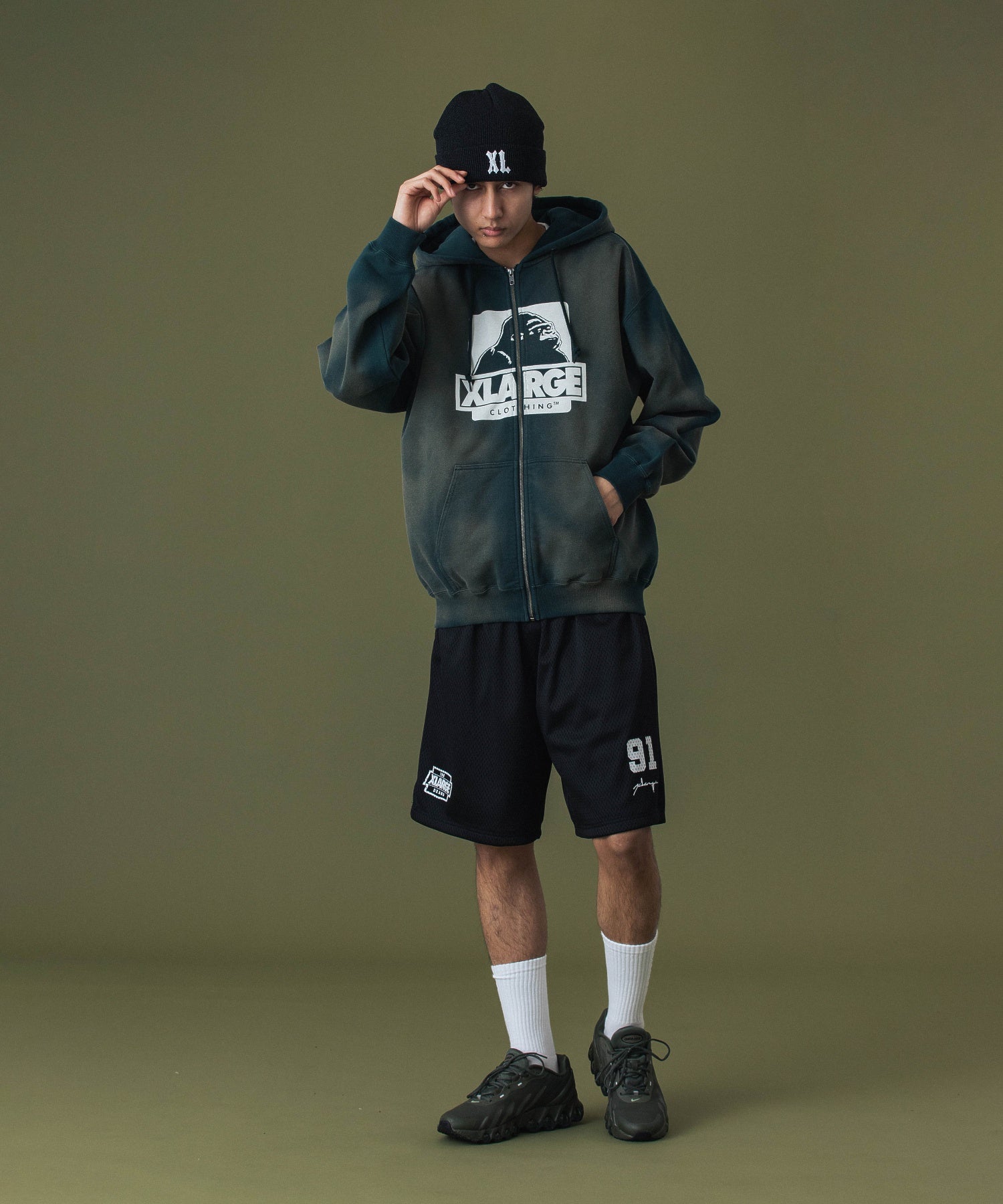 DISTORTION MESH EASY SHORTS