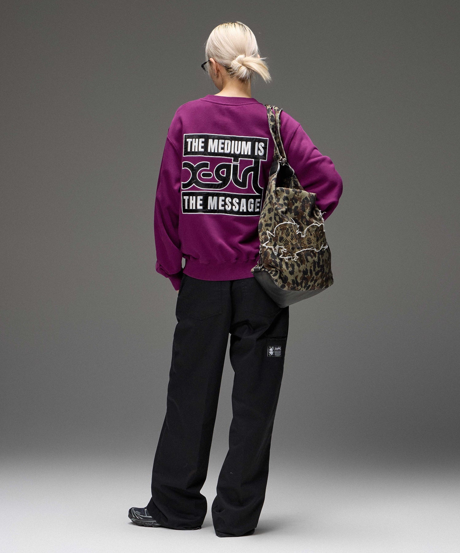 FACE LABEL FADED WIDE STRAIGHT EASY PANTS