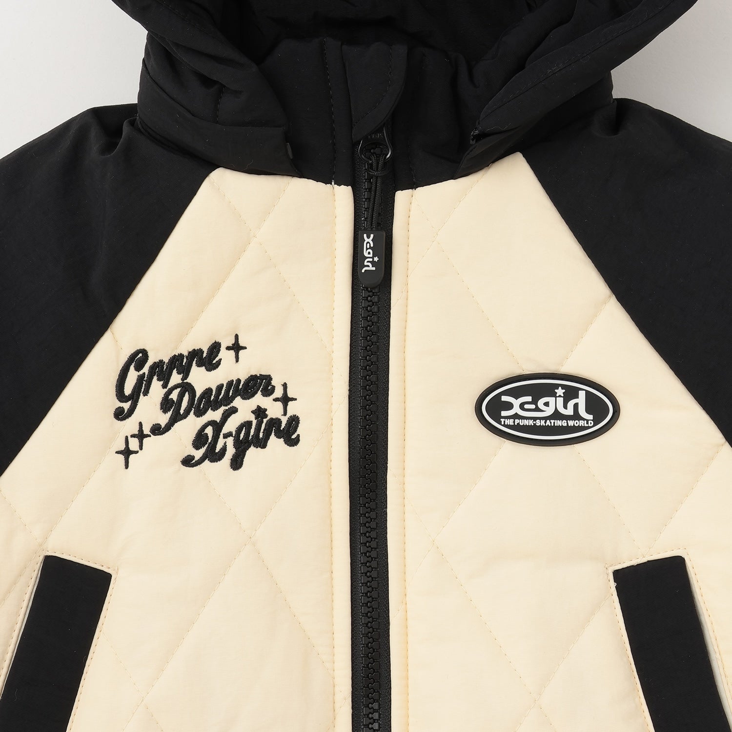 バックロゴキルティングブルゾン