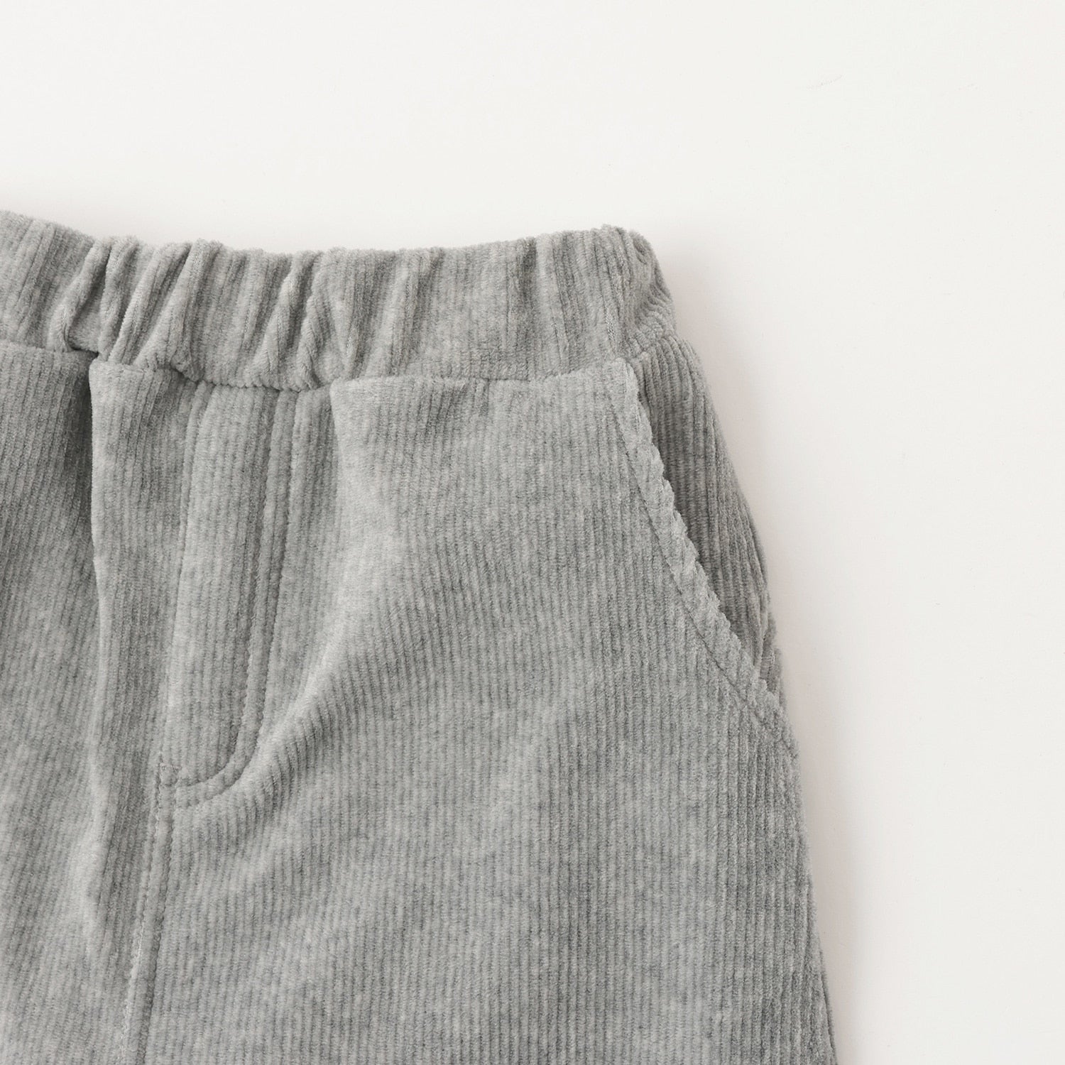 星総柄トレーナー+コーデュロイ調スカートセット