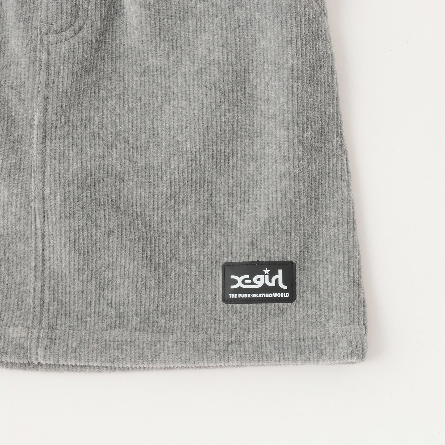 星総柄トレーナー+コーデュロイ調スカートセット