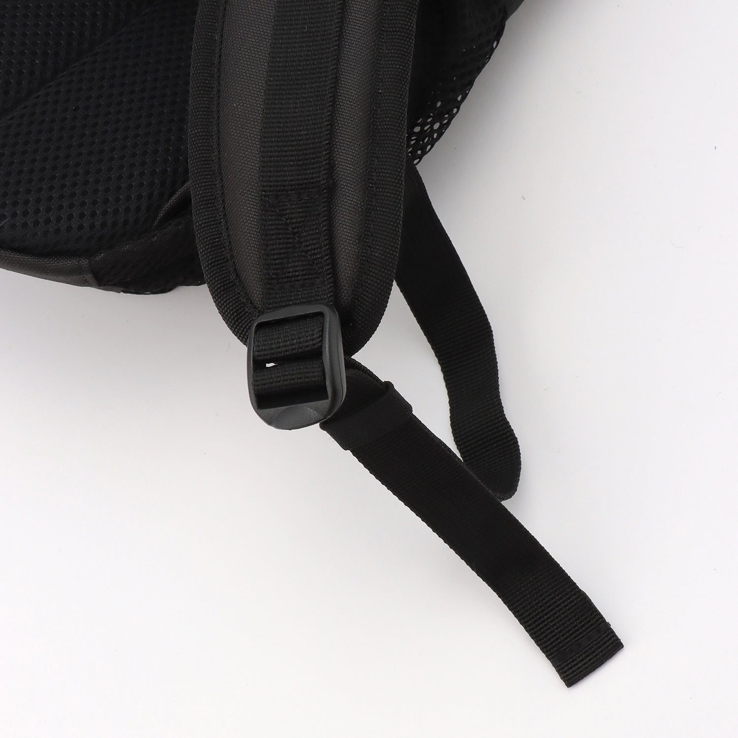 ロゴ& リフレクターパイピングバックパック