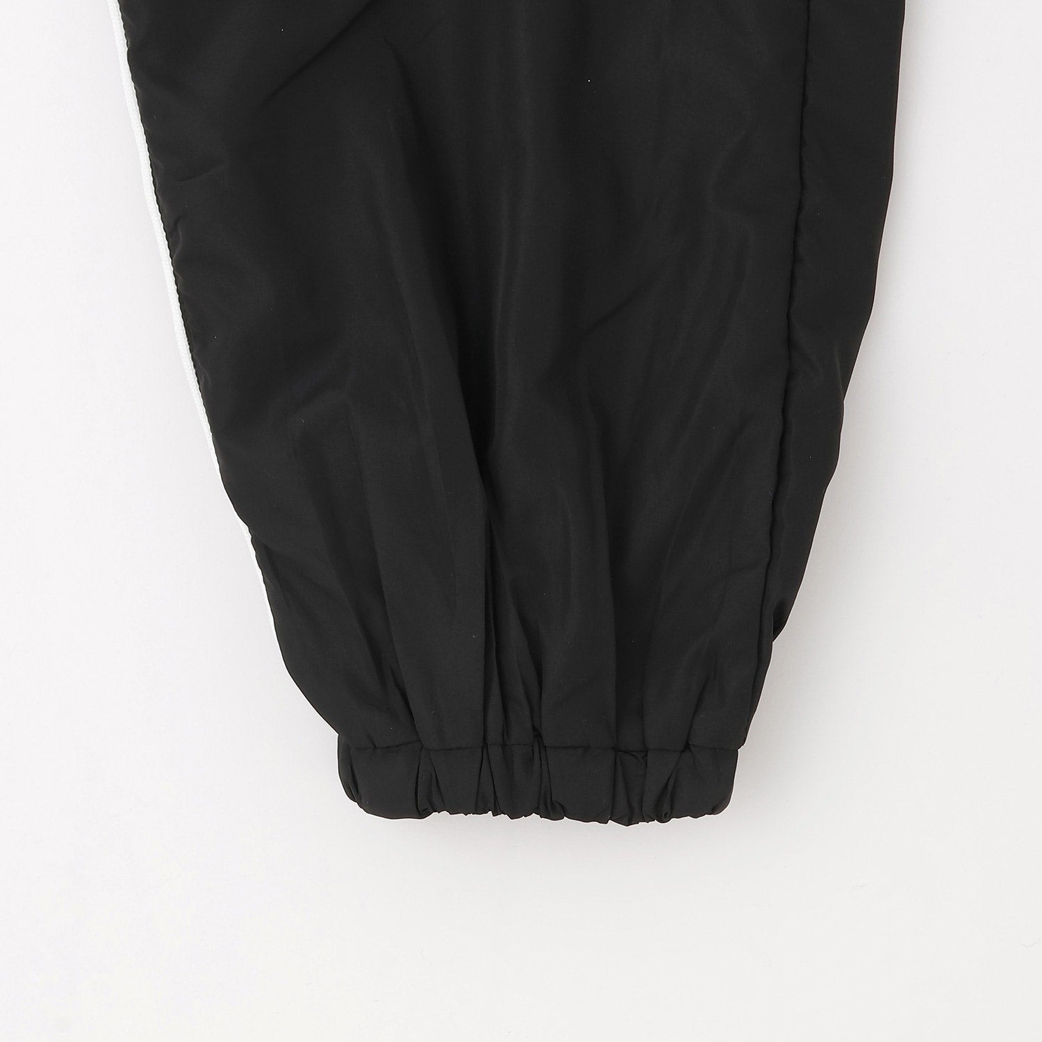 サイド切替ロゴパンツ