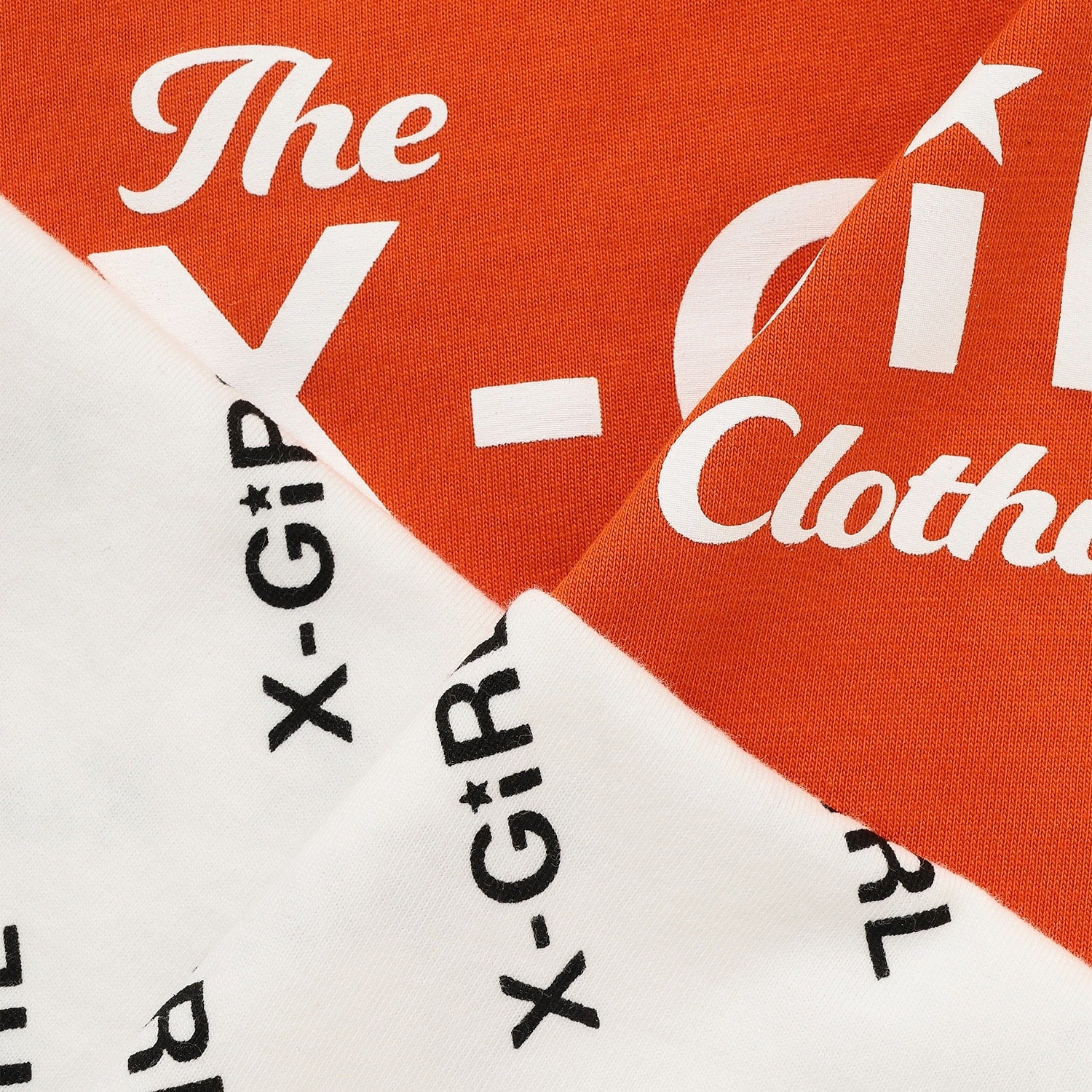 ロゴ長袖Tシャツ+総柄ロゴタンクトップセット