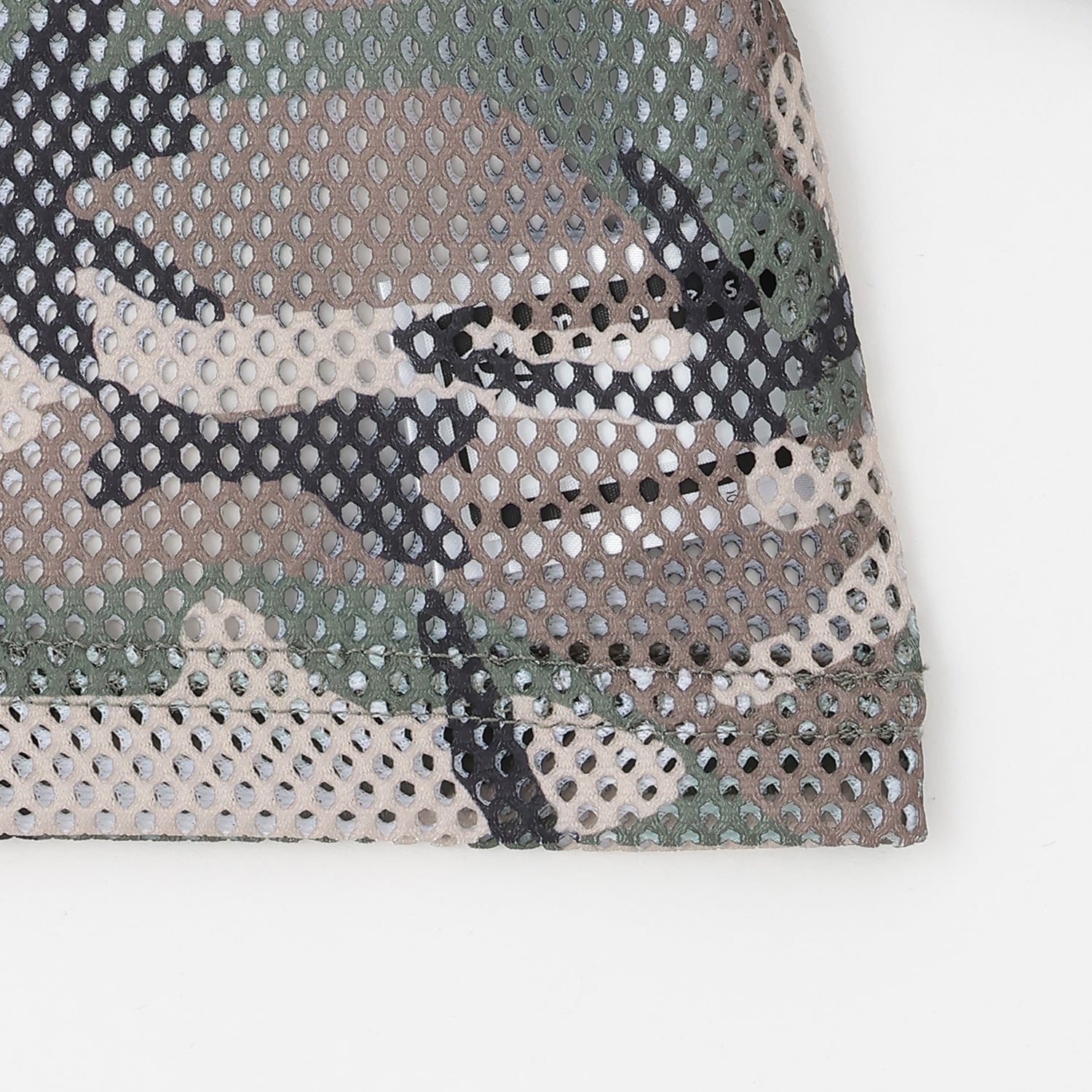 メッシュショートトップス+ロゴキャミソールセット