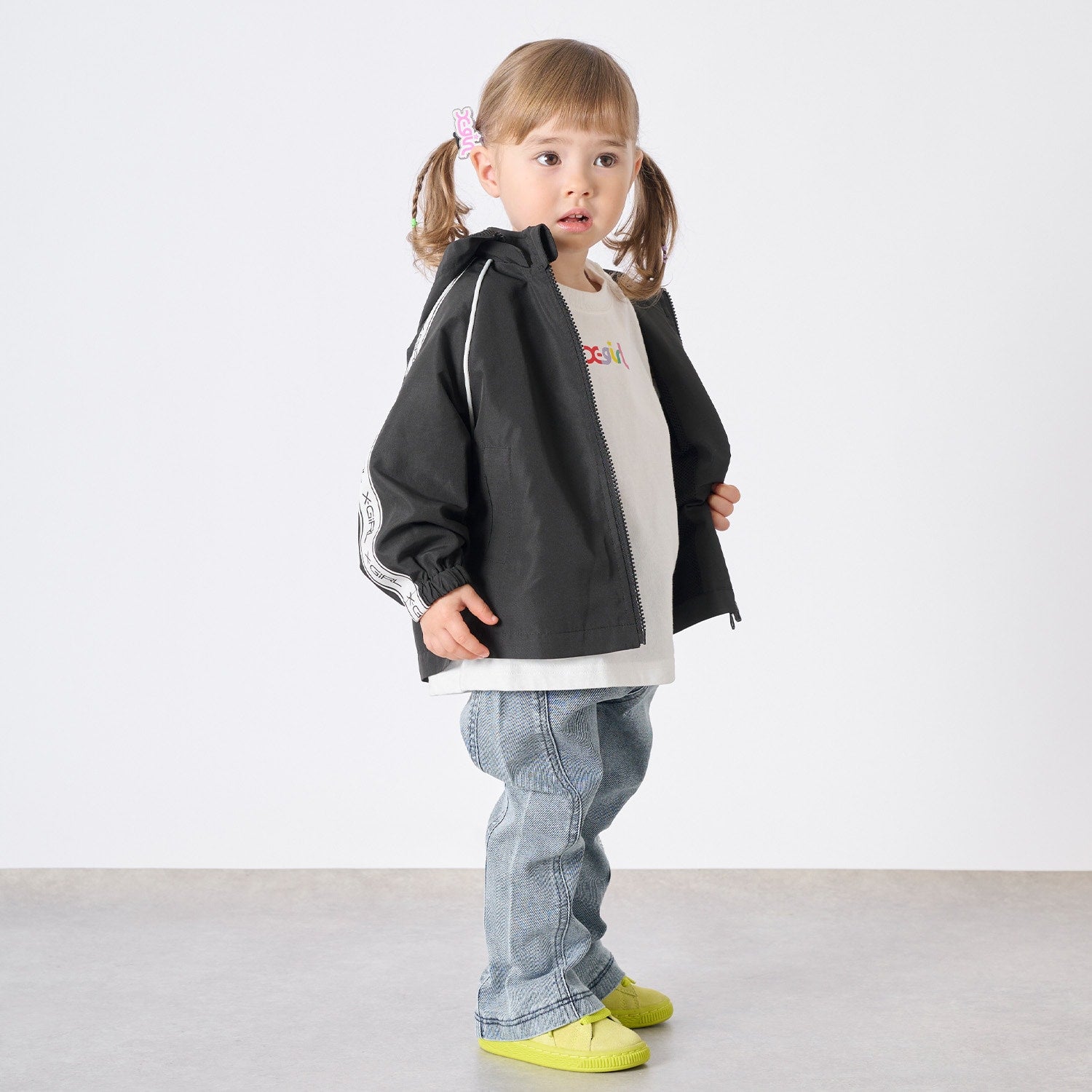 肩ロゴラインブルゾン