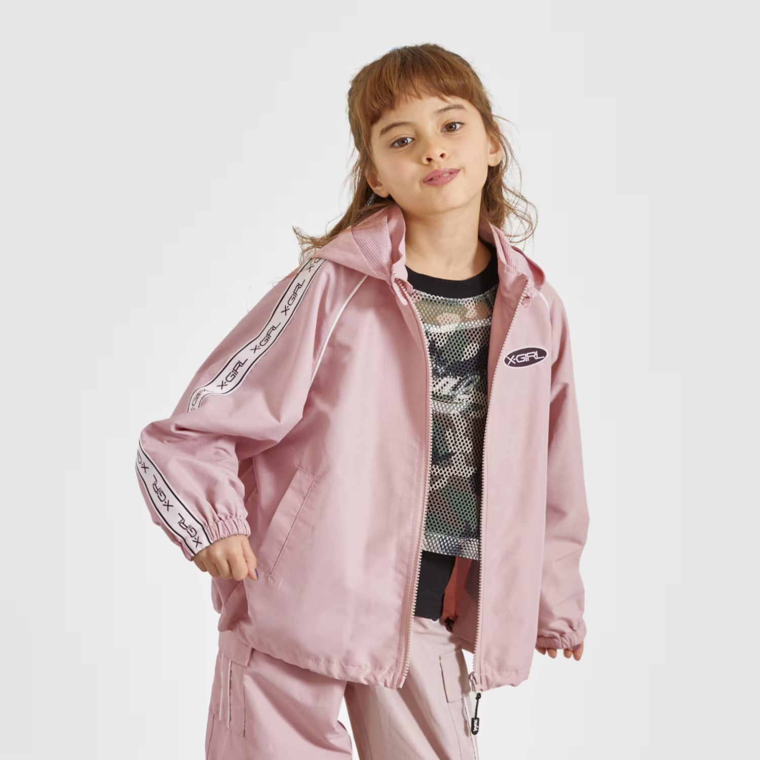 肩ロゴラインブルゾン