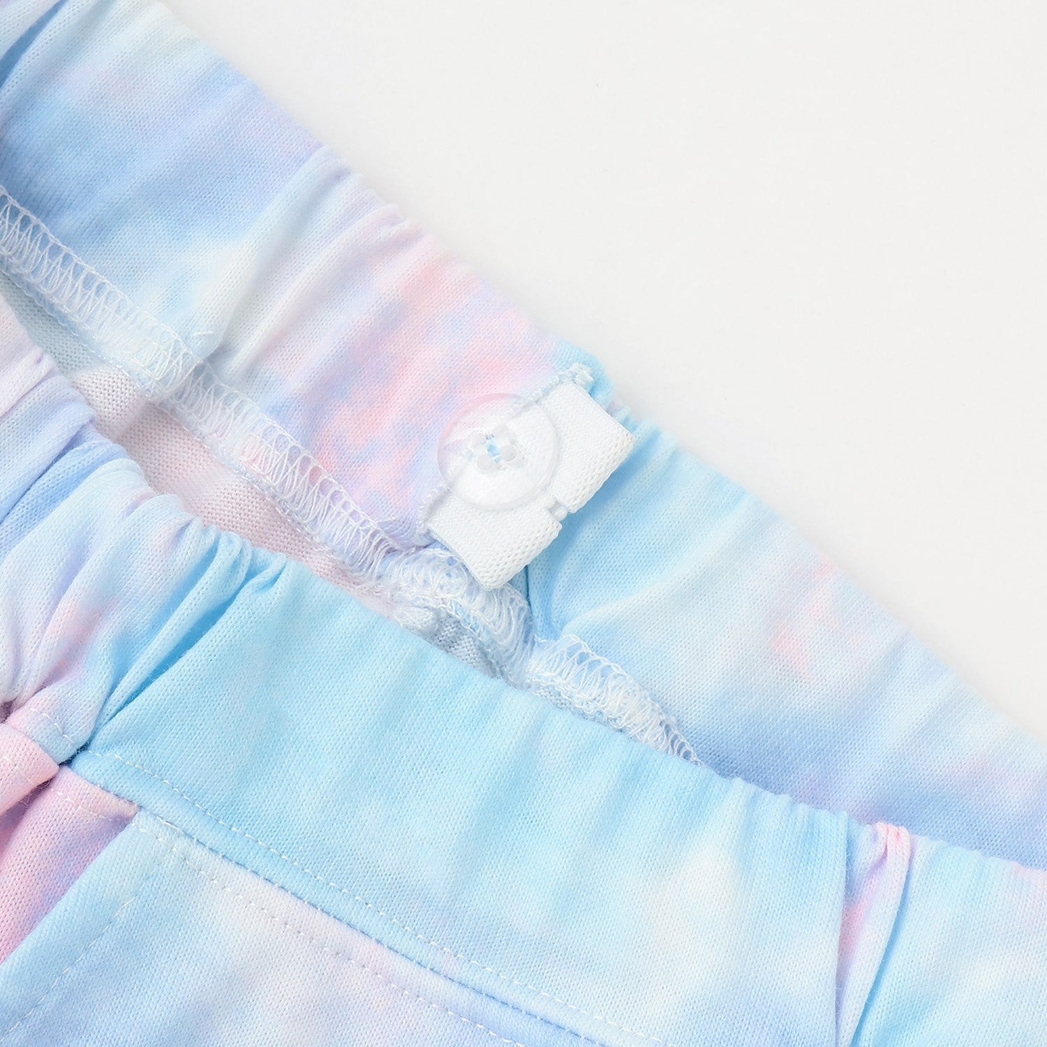 メッシュロゴ半袖Tシャツ+総柄ショートパンツ セット