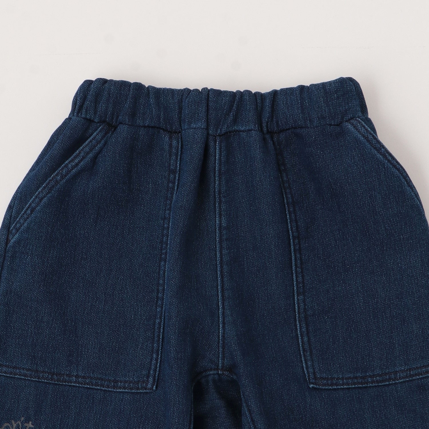 総柄カットデニムテーパードパンツ