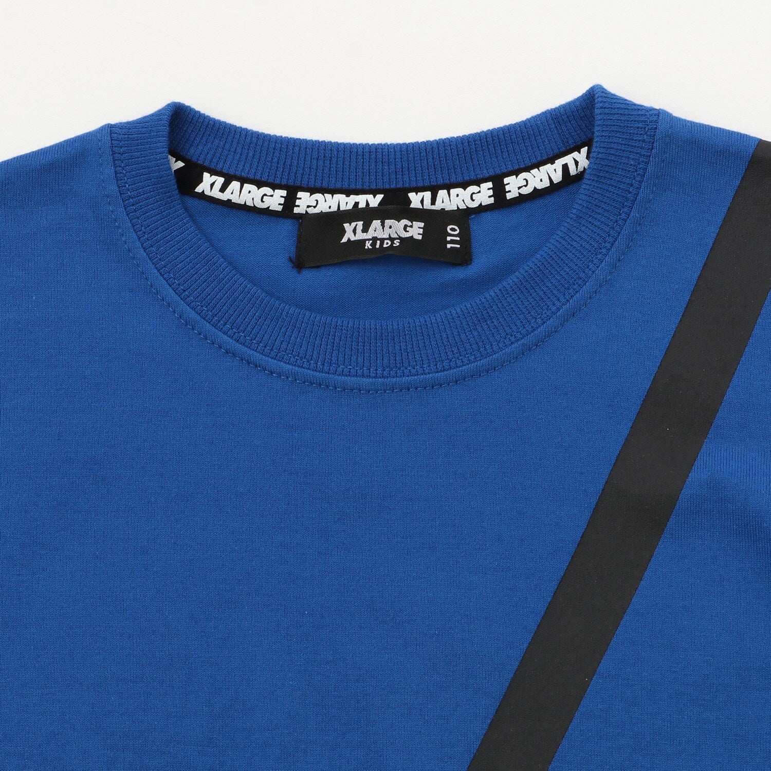 ファニーゴリラポーチ長袖Tシャツ