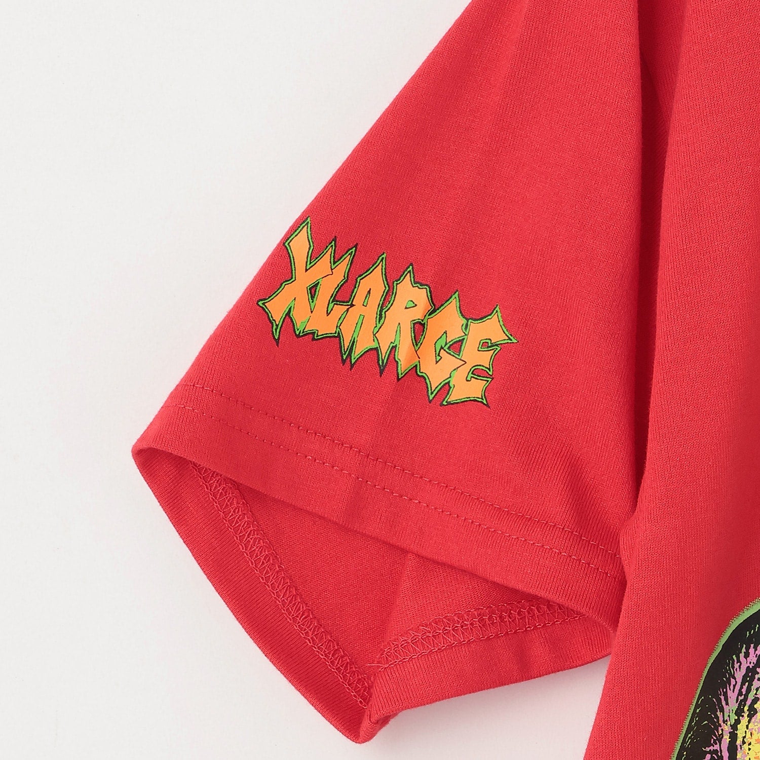 トリケラトプスグラフィック半袖Tシャツ