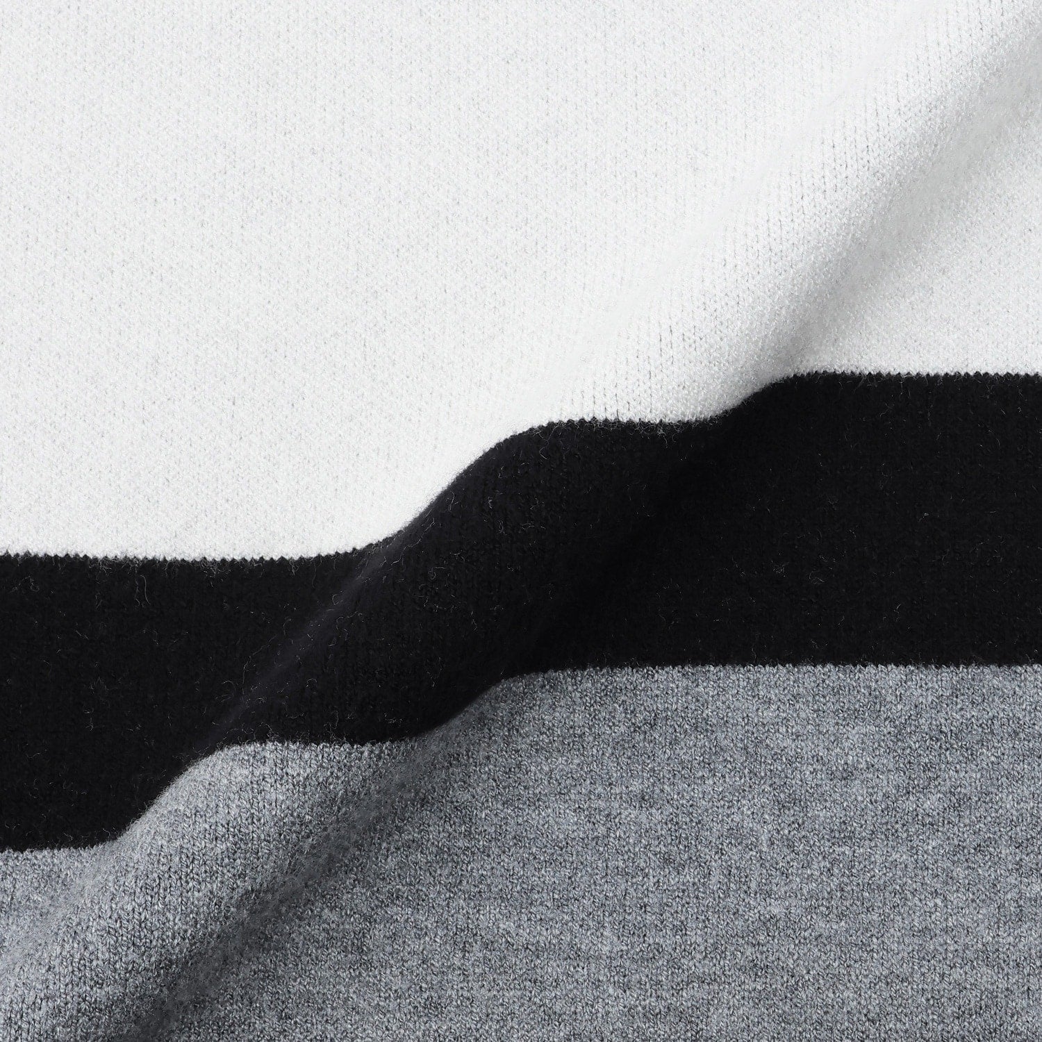 カラーブロックニットプルオーバー