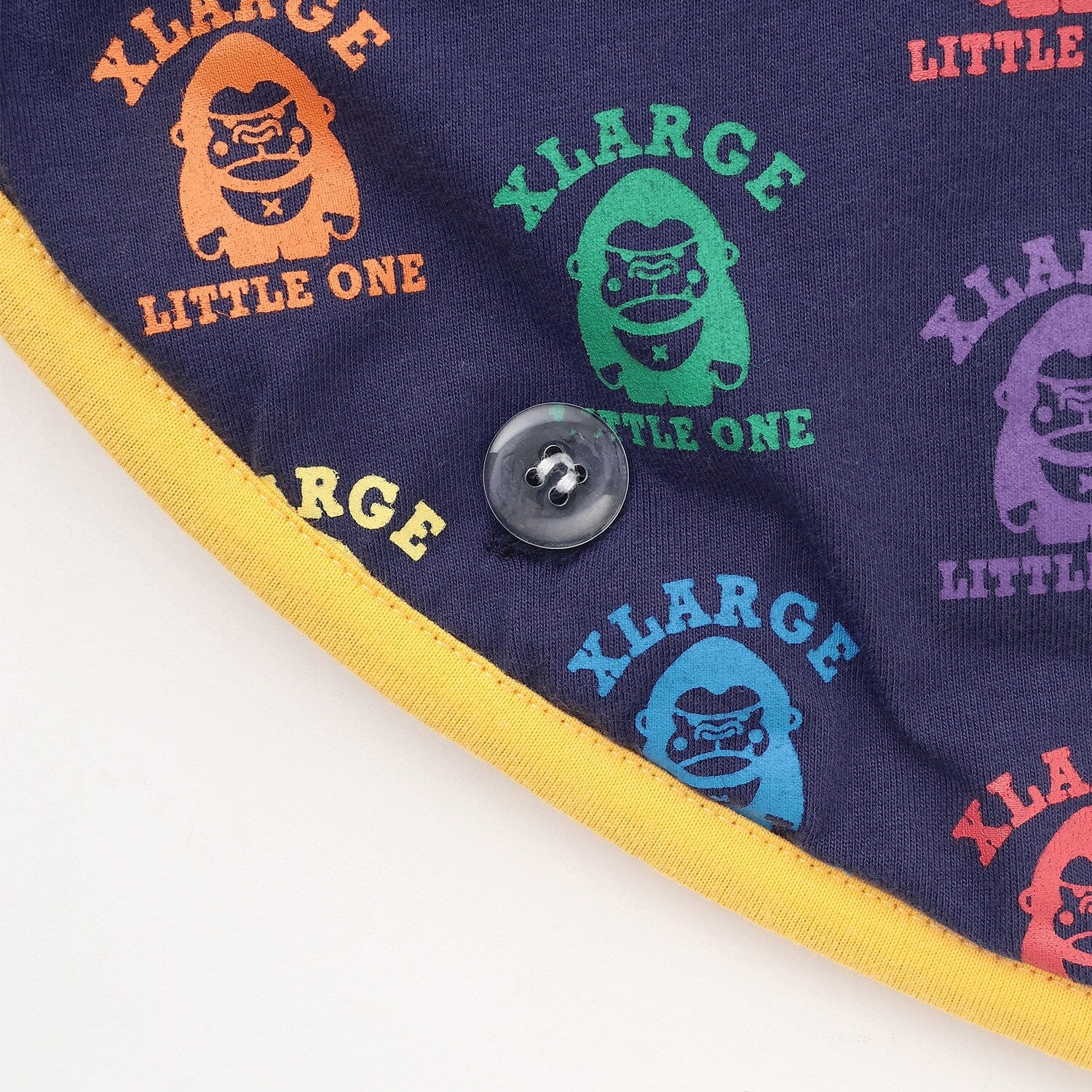 カラフルファニーゴリラポンチョ