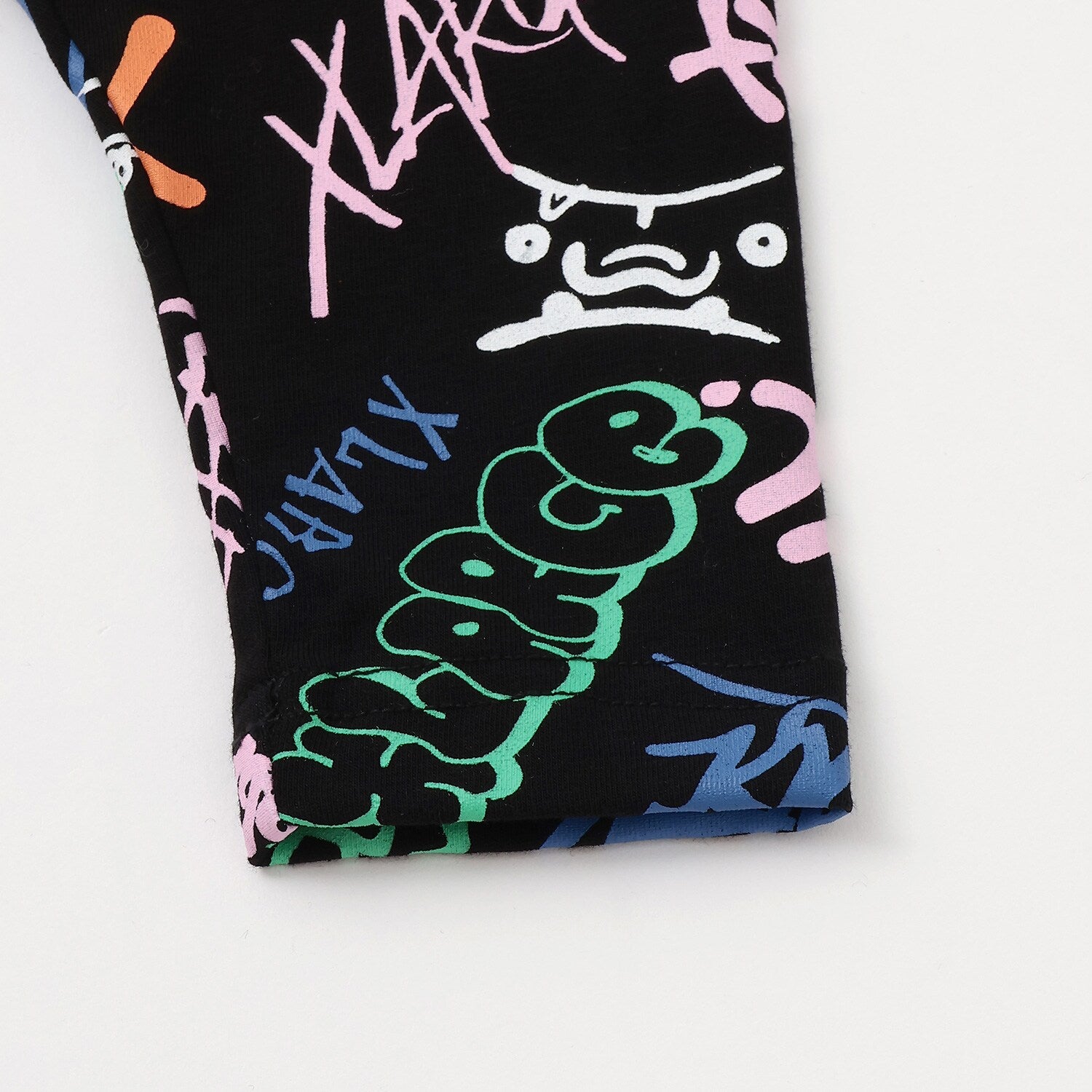 OG&グラフィティ総柄セットアップ