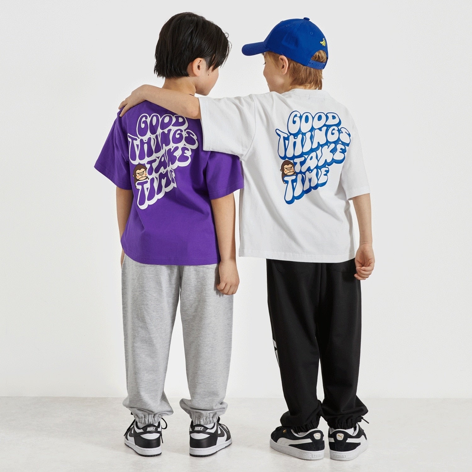 ファニーゴリラ+メッセージロゴ バックプリント半袖Tシャツ