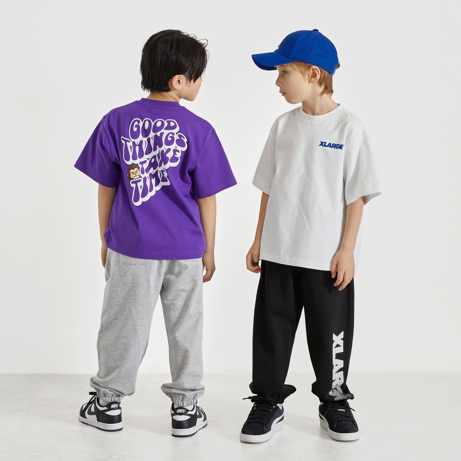 ファニーゴリラ+メッセージロゴ バックプリント半袖Tシャツ