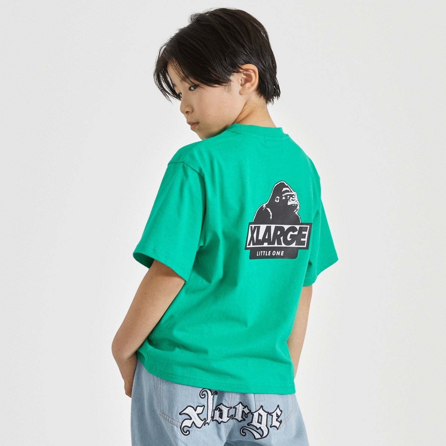 スランテッドOGバックプリント半袖Tシャツ