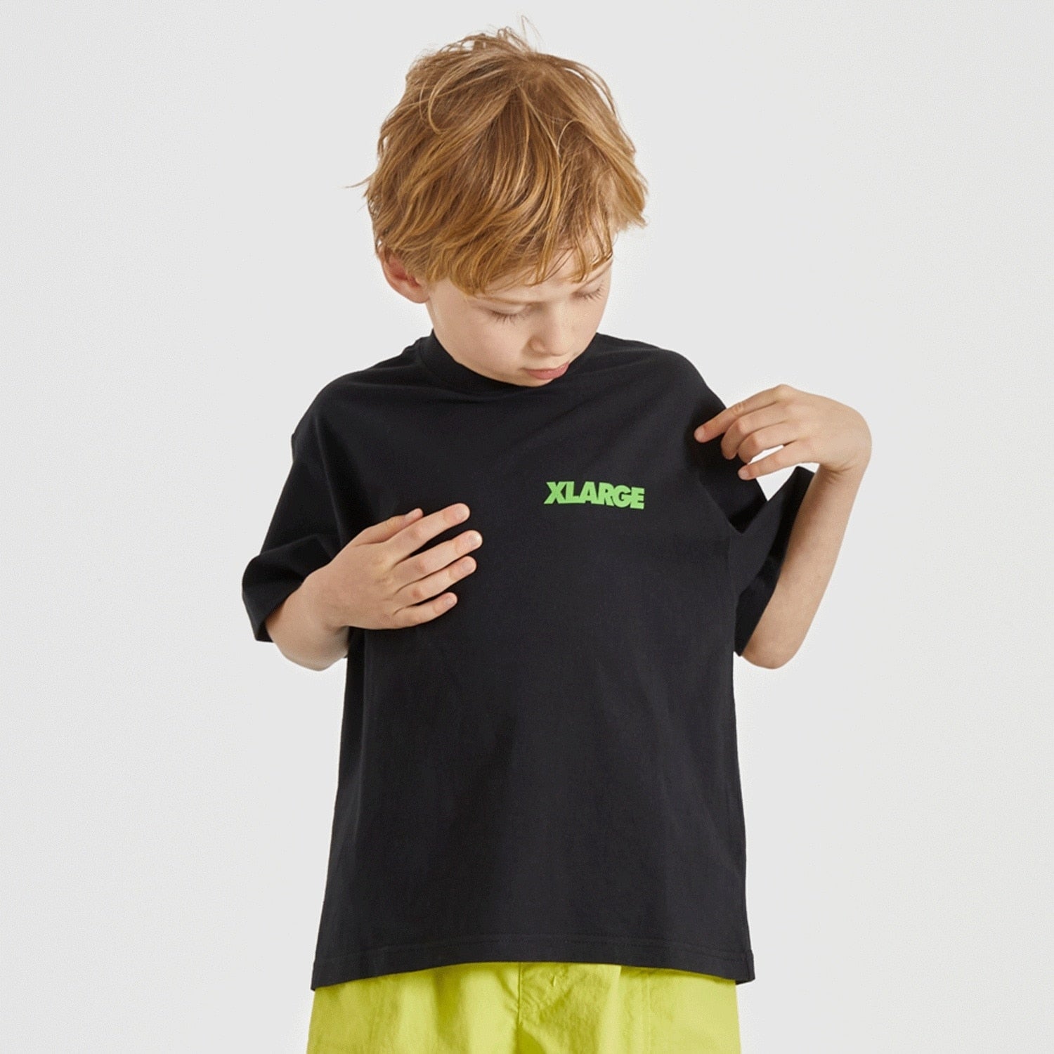 スランテッドOGバックプリント半袖Tシャツ