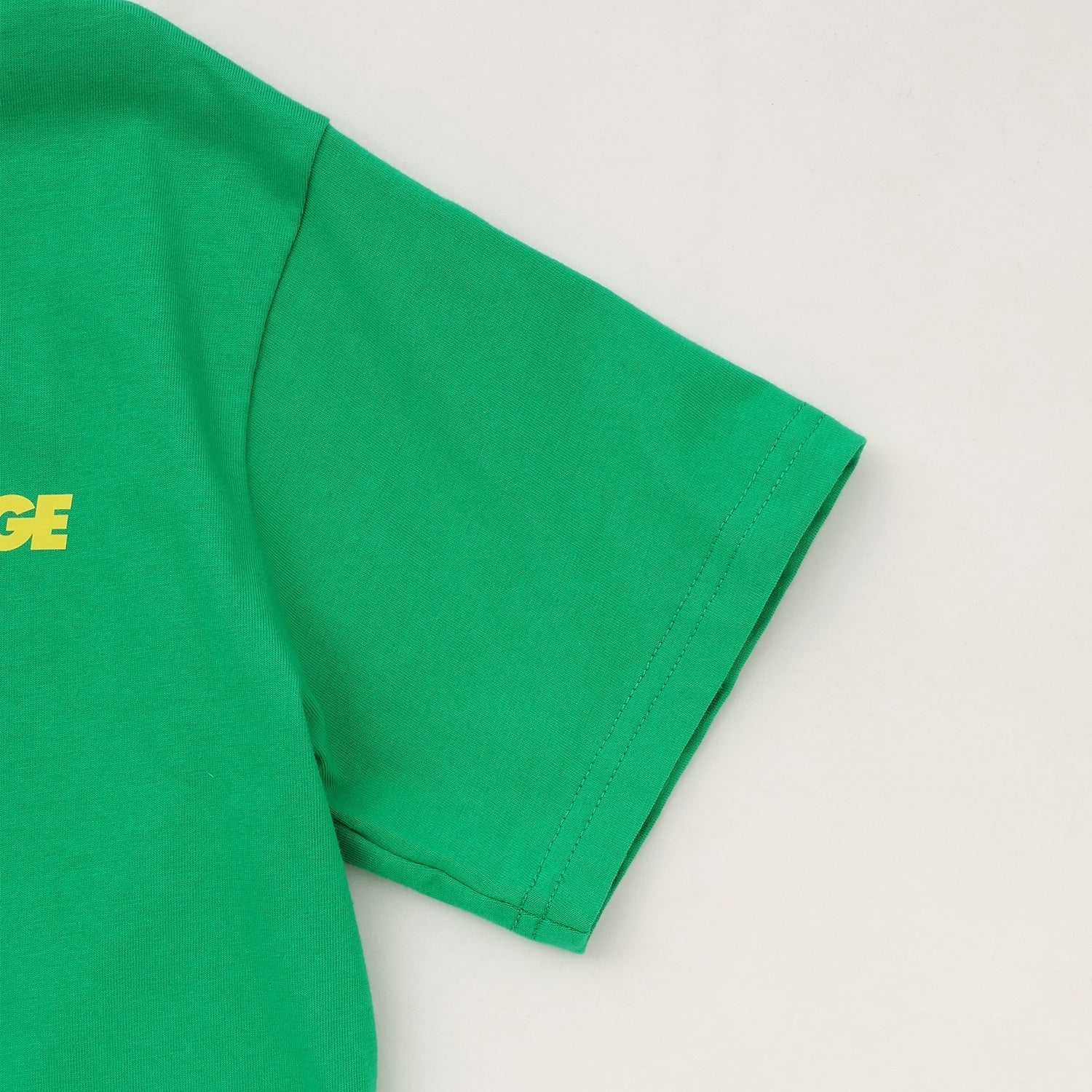 スランテッドOGバックプリント半袖Tシャツ