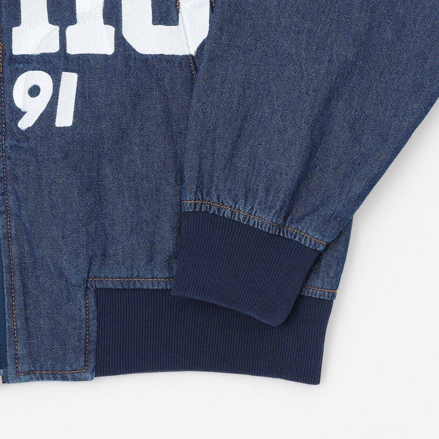 ビッグロゴプリント デニムブルゾン