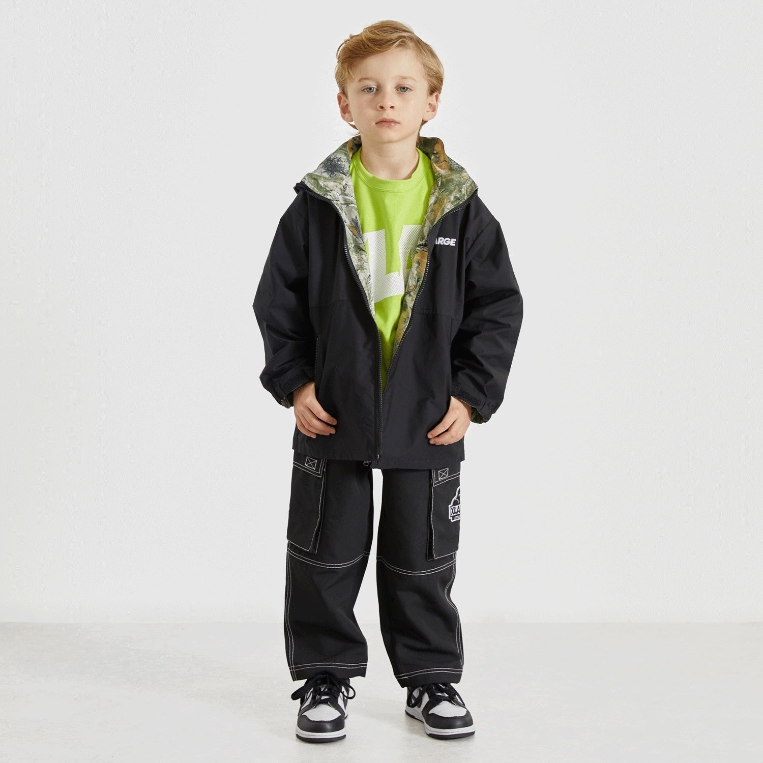 【リバーシブル】ツリーカモ柄シャカシャカブルゾン