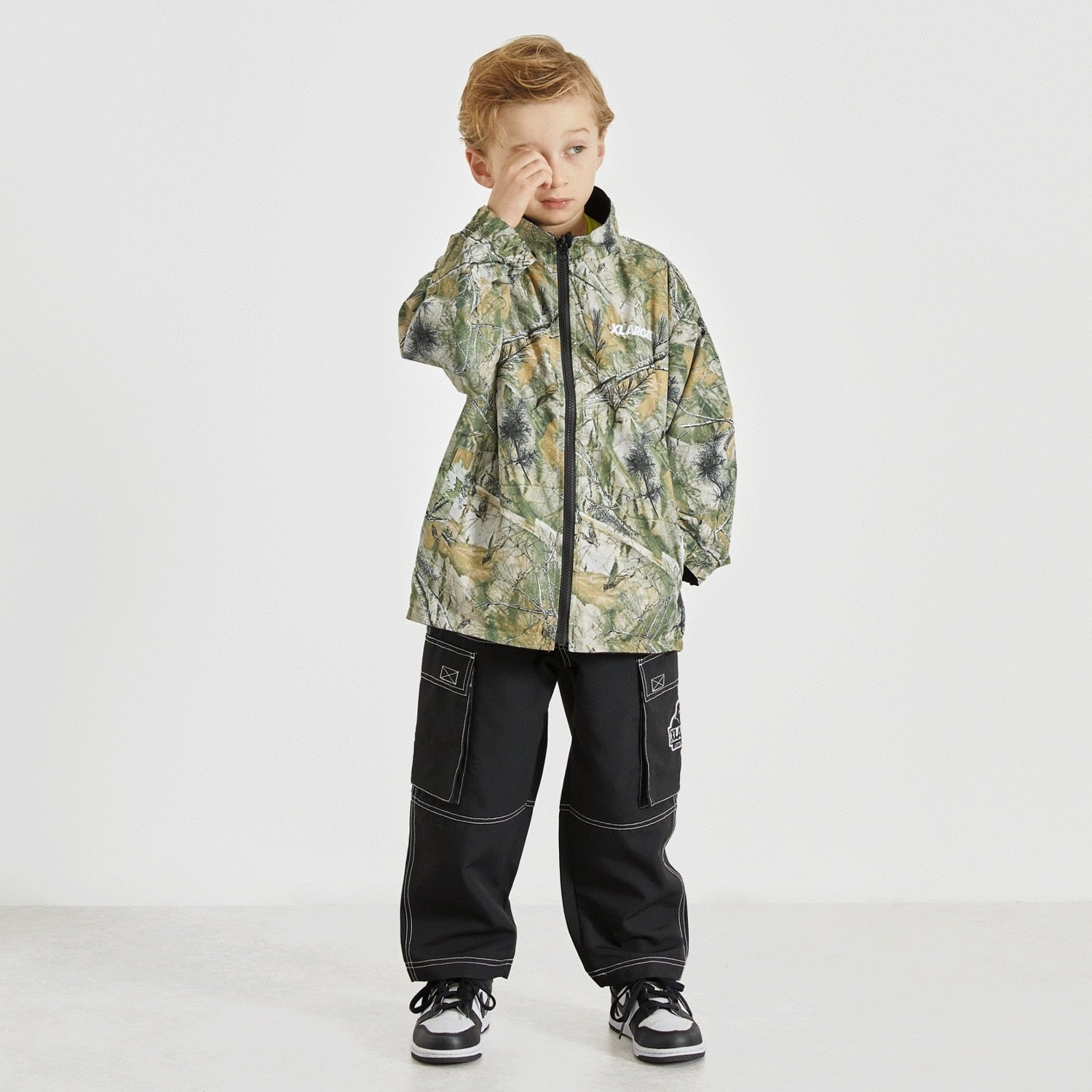 【リバーシブル】ツリーカモ柄シャカシャカブルゾン