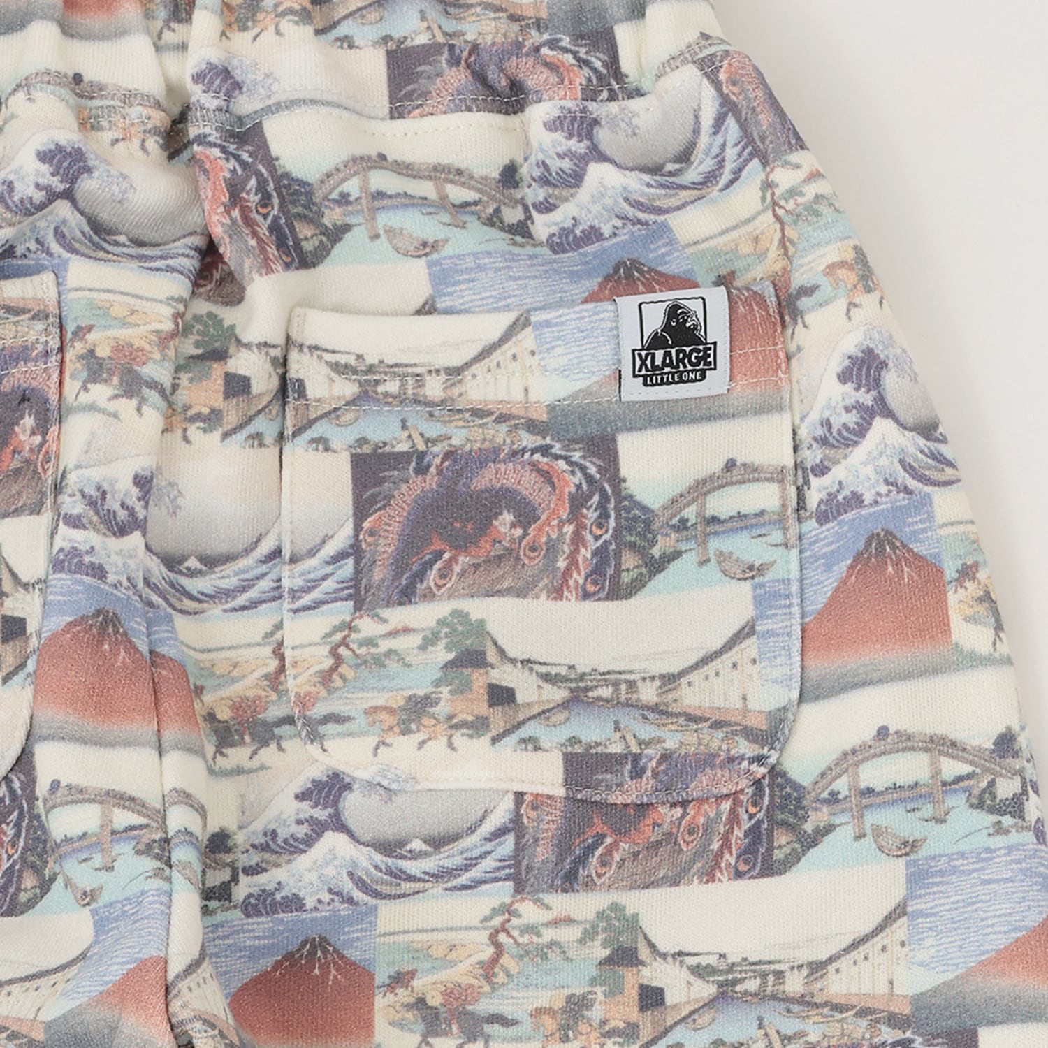 【HOKUSAI COLLECTION】総柄スウェットパンツ