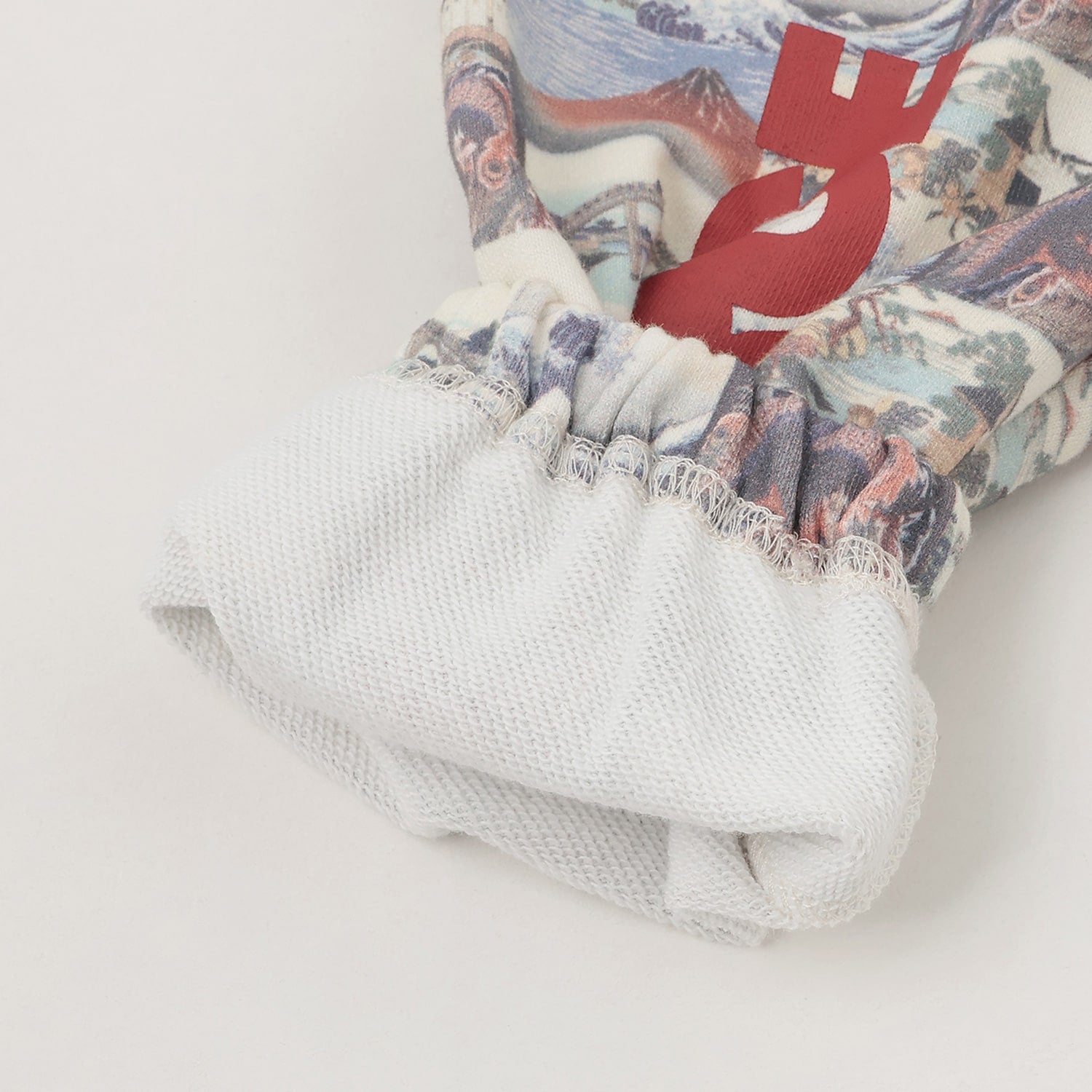 【HOKUSAI COLLECTION】総柄スウェットパンツ