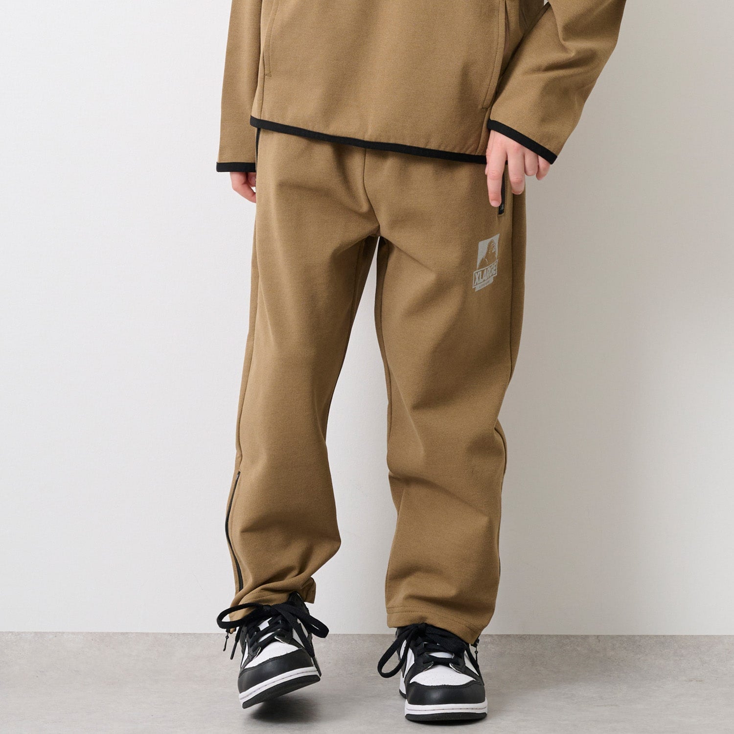 ストレッチアクティブパンツ