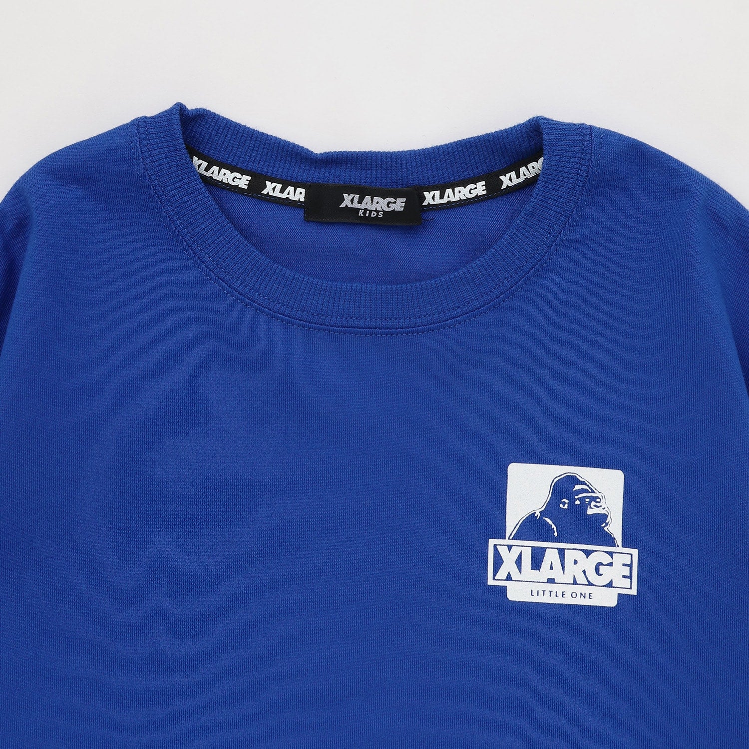 ビッグロゴ長袖Tシャツ