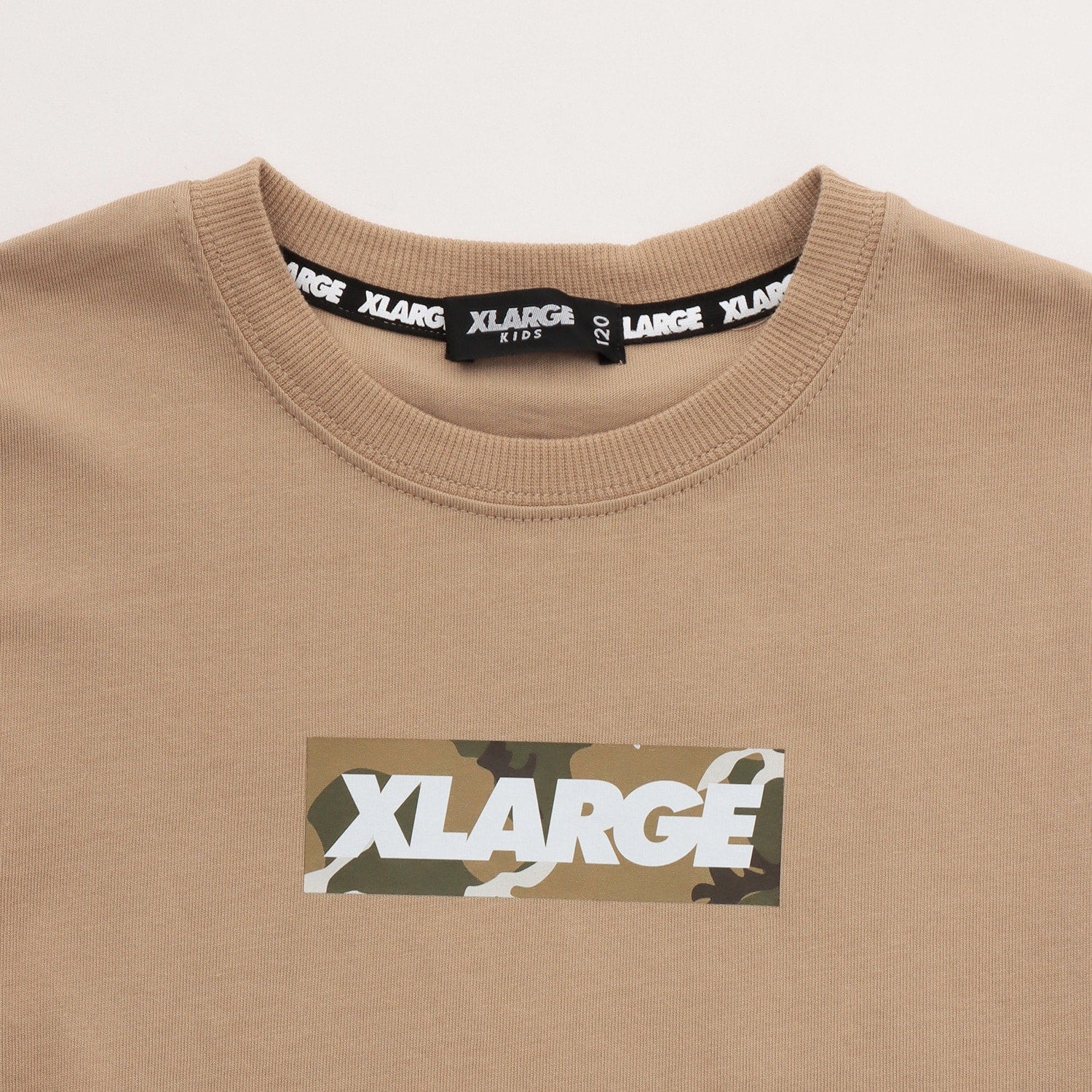 迷彩ロゴ半袖Tシャツ