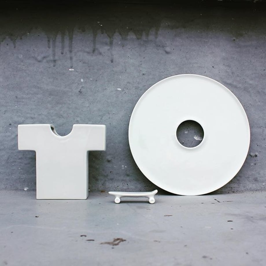TALKY/T-VASE